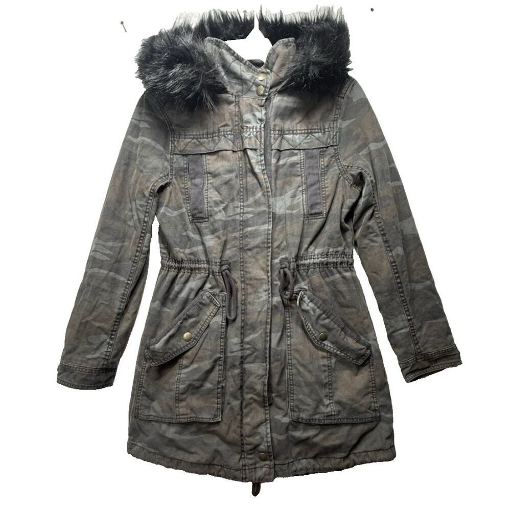American Eagle Outfitters Women's Camouflage Parka Faux Fur Hood Size XS Pockets